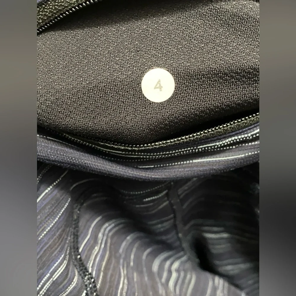 Lululemon Speed Crop Cyber Stripe Naval Blue Black Leggings